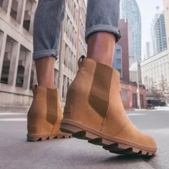 Sorel Joan of Arctic Leather Ankle Boots Wedge size 8 - Picture 1 of 16